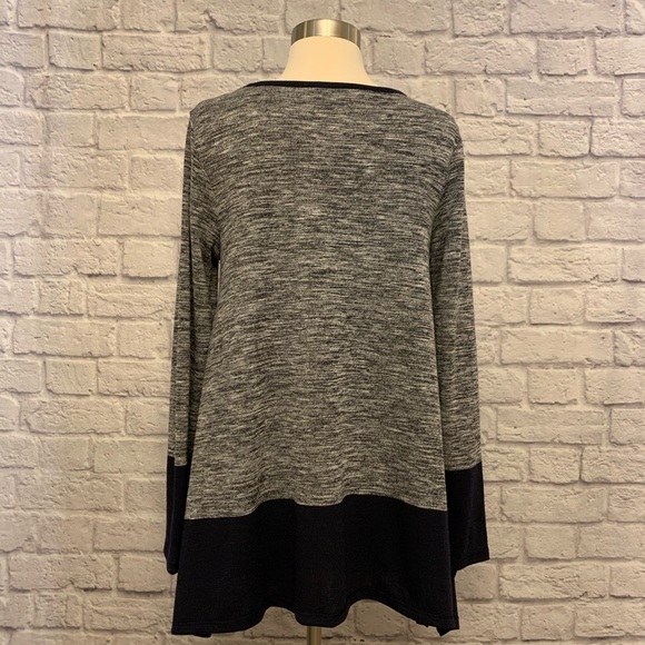 NWOT Max Studio Asymmetric Hem Sweater Lightweight - Picture 6 of 10